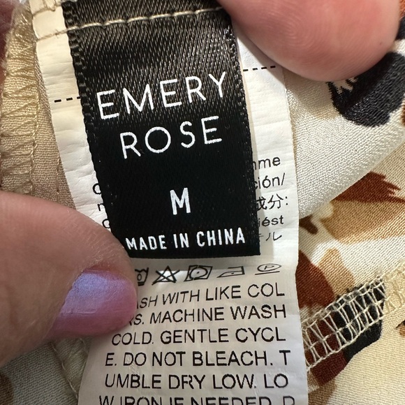 Emery Rose long sleeve Cream/Brown & black Patterned Blouse size M - Picture 4 of 8